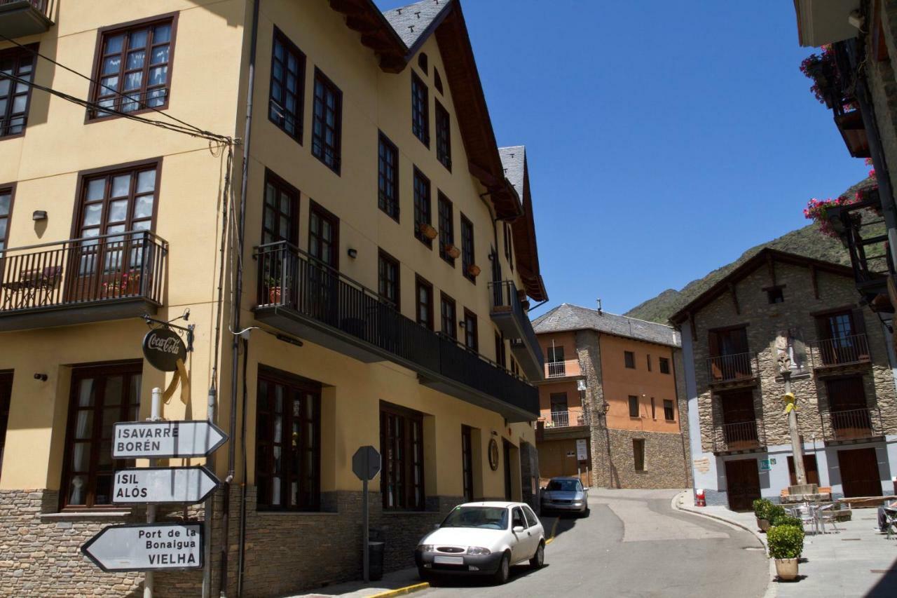Cau D Aneu Duplex En El Centro D Esterri D Aneu إيستيري دانو المظهر الخارجي الصورة